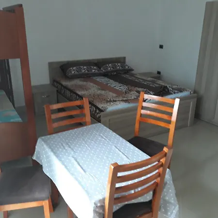 Dhoma Plazhi Ne Parajsa * Spille